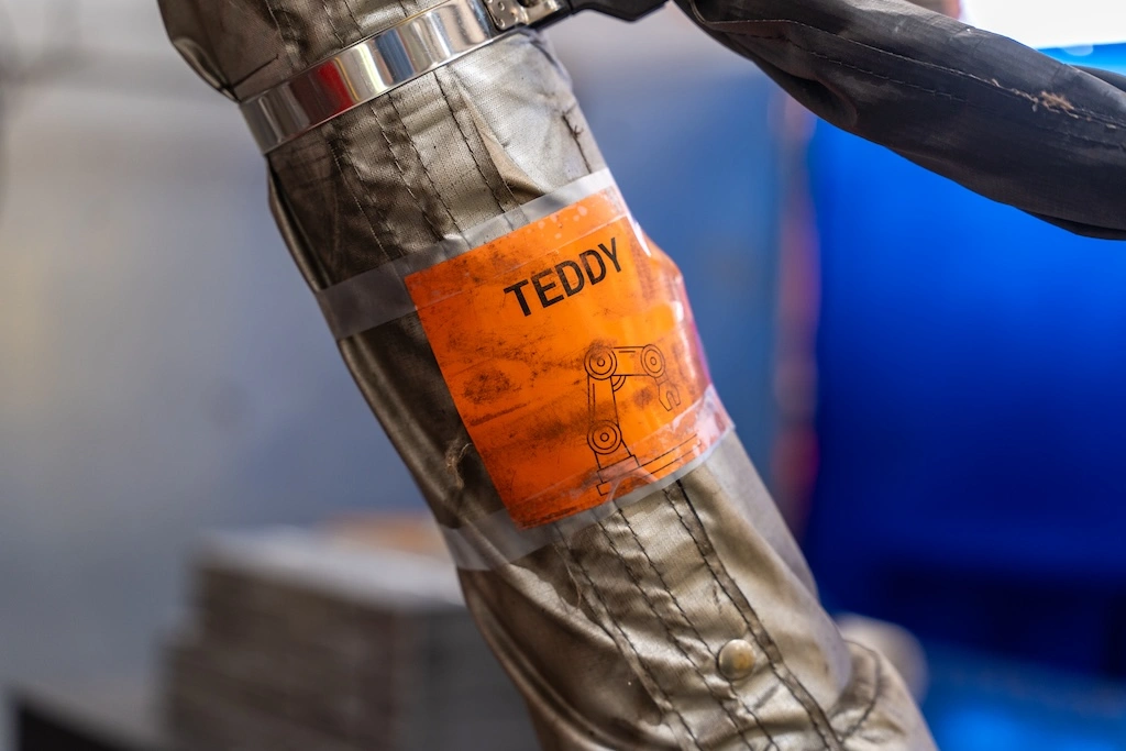 WD Nov 2025 - Over One Million Welds Thanks to Cobot Welding - Photo 1.webp