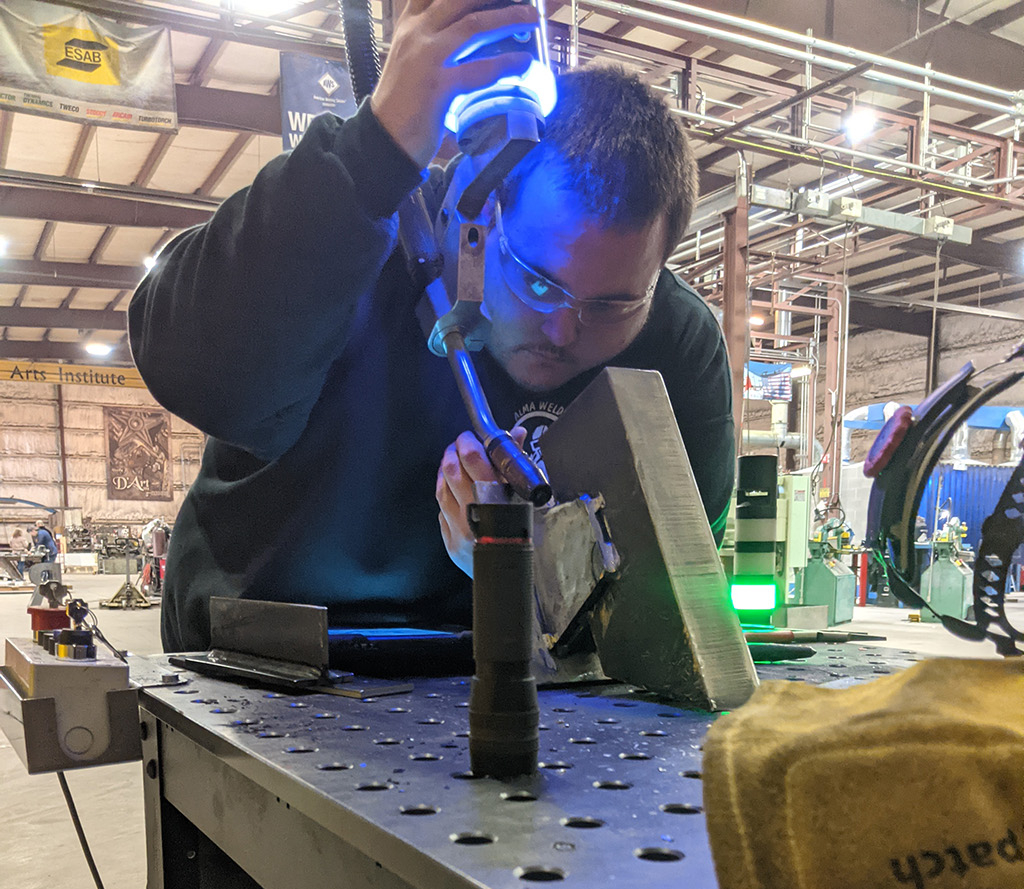 WD May 2025 - Cobots Help Bridge Photo 1.jpg