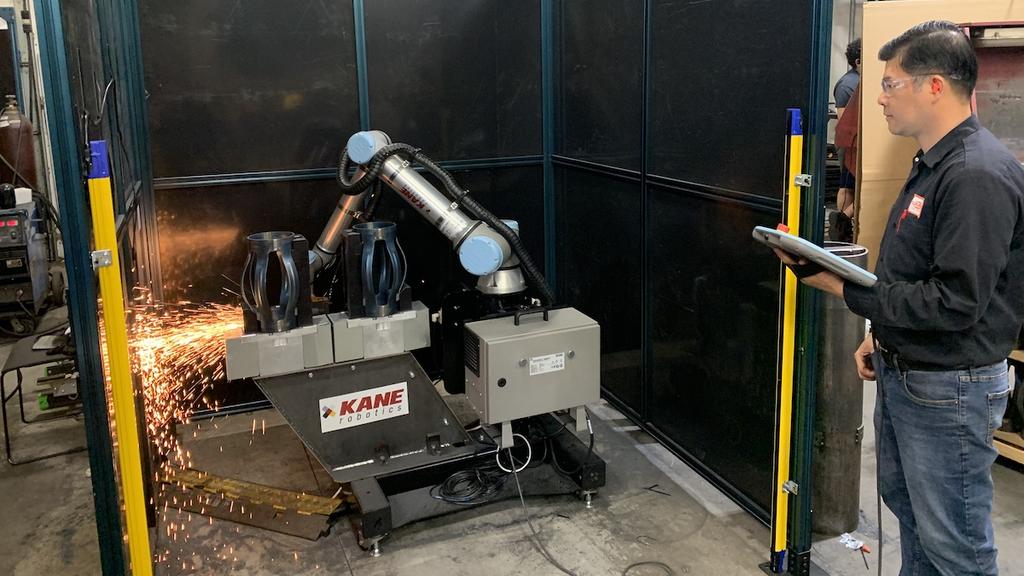 WD Oct 23 - Cobots Take Grinding from Good to Great - Photo 1