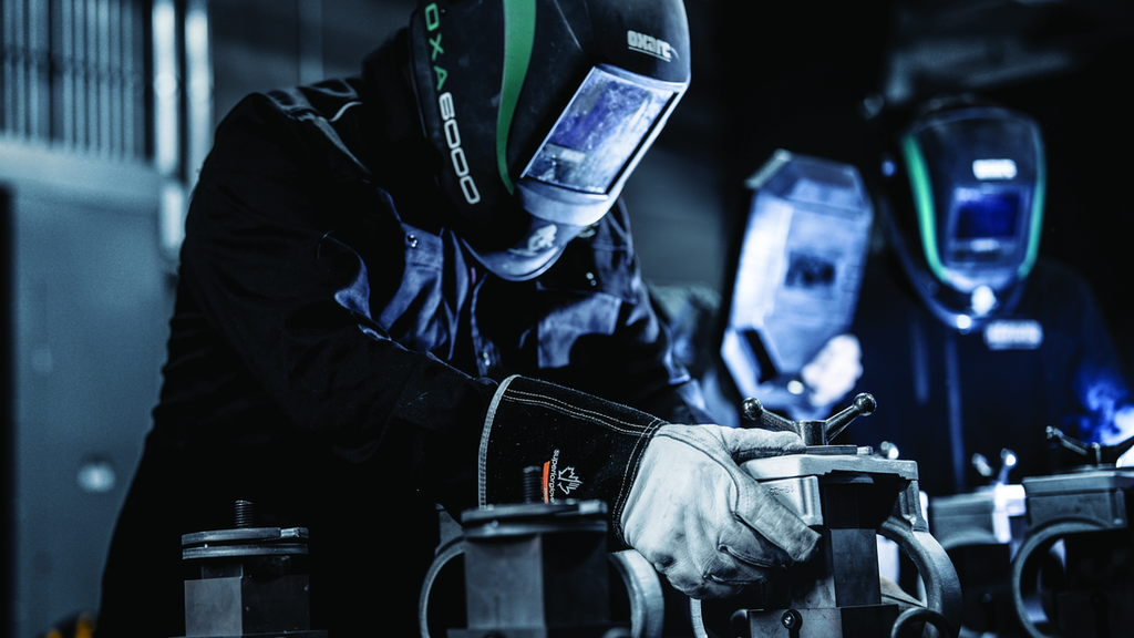 WJEE Jul 24 - Feature 03-Colvin - Cobot Welding Operator Ernie.tif