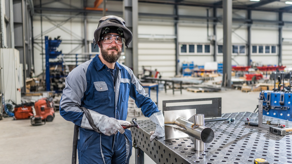 WD Dec 24 - Becoming a Certified Welder
Welder