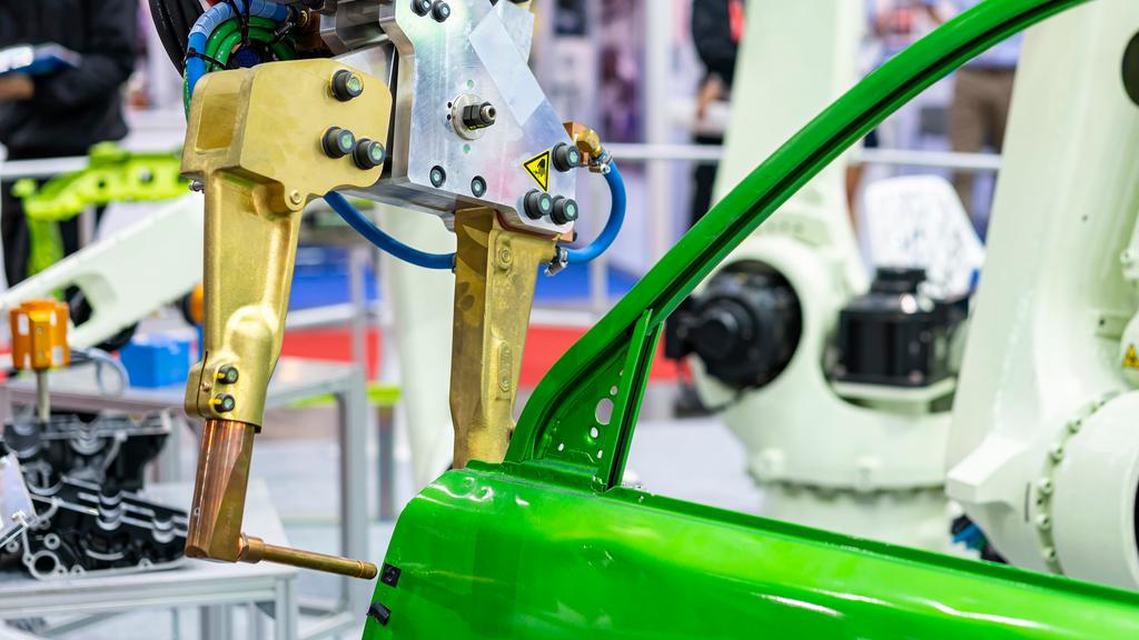 WD Jul 24 - The Evolution of Steel in the Automotive Industry - Lead photo.jpg