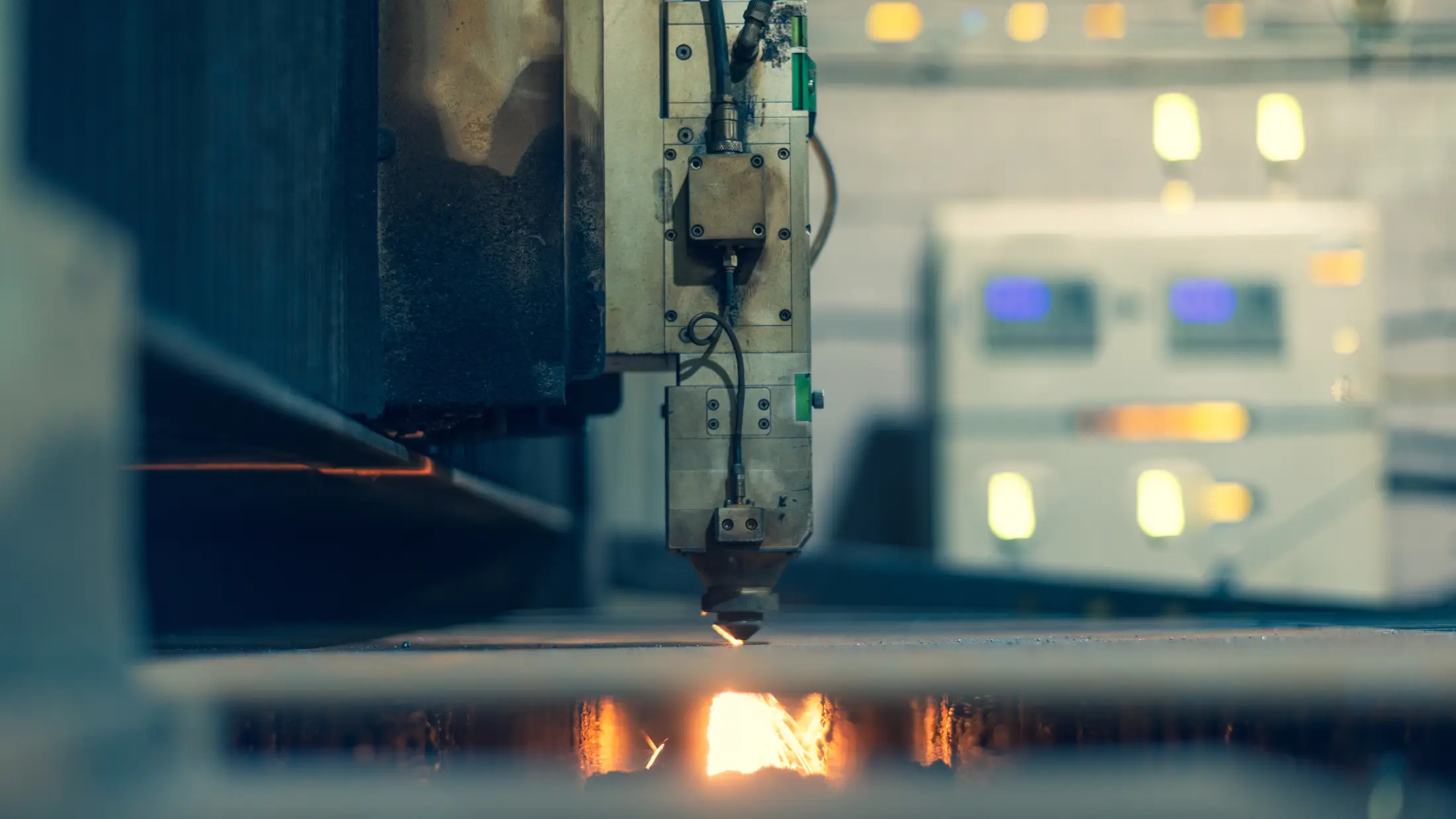 WD July 2026 - Guide to Automotive Welding Jobs in Detroit - automotive-industry-certifications.webp