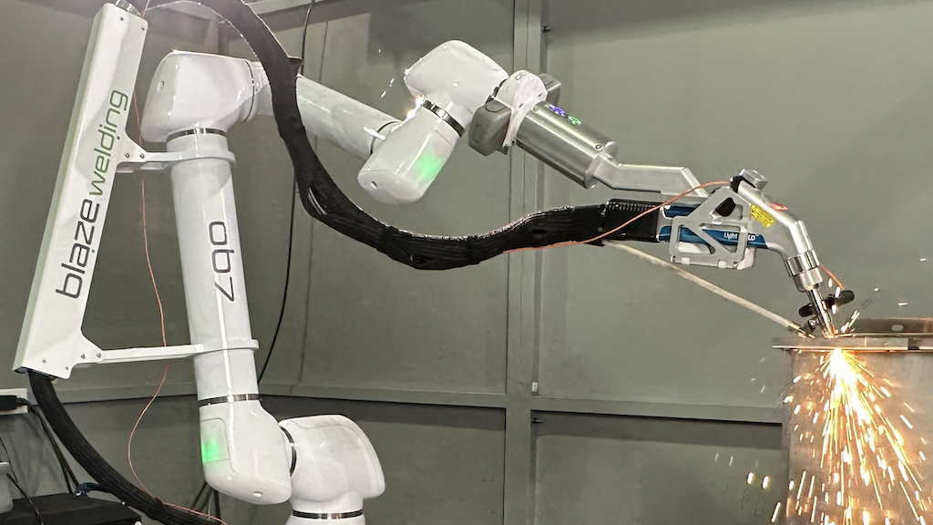WD Oct 24 - What to Look for in Robotic Welding Systems - Lead.JPEG