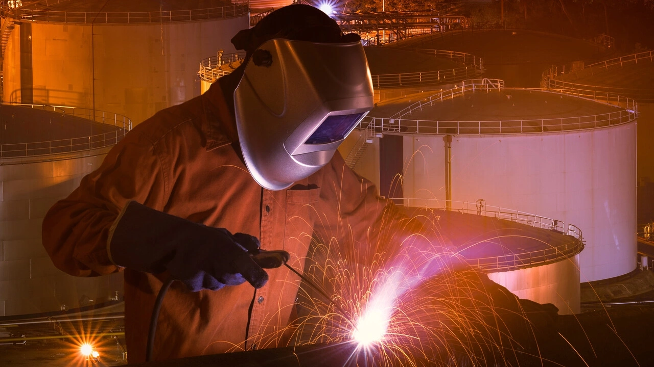 WD Oct 2025 - Welding Jobs Not Talked About - non-traditional-welding.webp