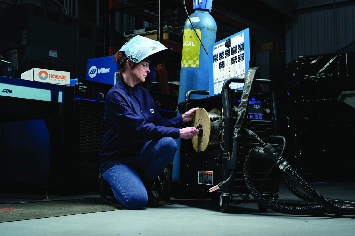 WJ Dec 2025 - Feature Engineering Precision at the Arc with a GMAW Setup Photo 1.webp