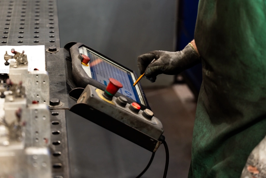 WD Nov 2025 - Over One Million Welds Thanks to Cobot Welding - Photo 5.webp